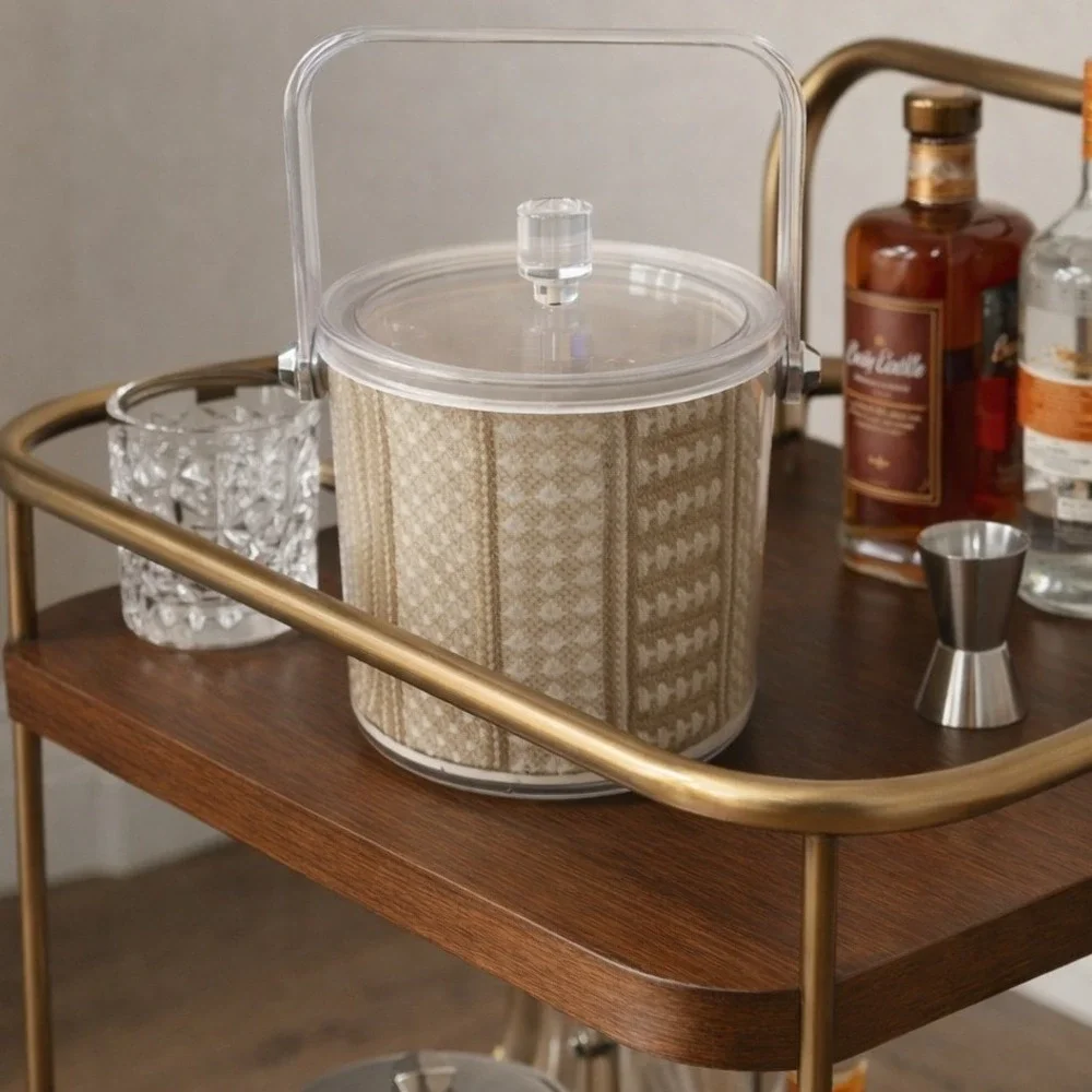 MCM Clear Acrylic Ice Bucket‎ with Textured Knit Design Lid and Handle